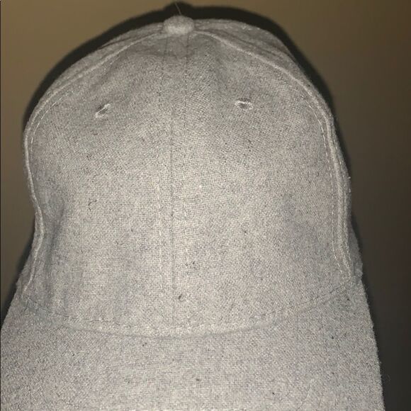 Heather Gray Flannel Cap - Picture 2 of 4